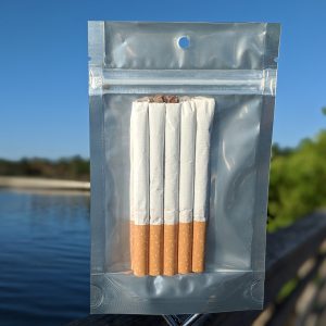 kratom cigaretts on water